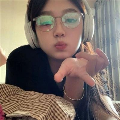 世界中心只有孤独